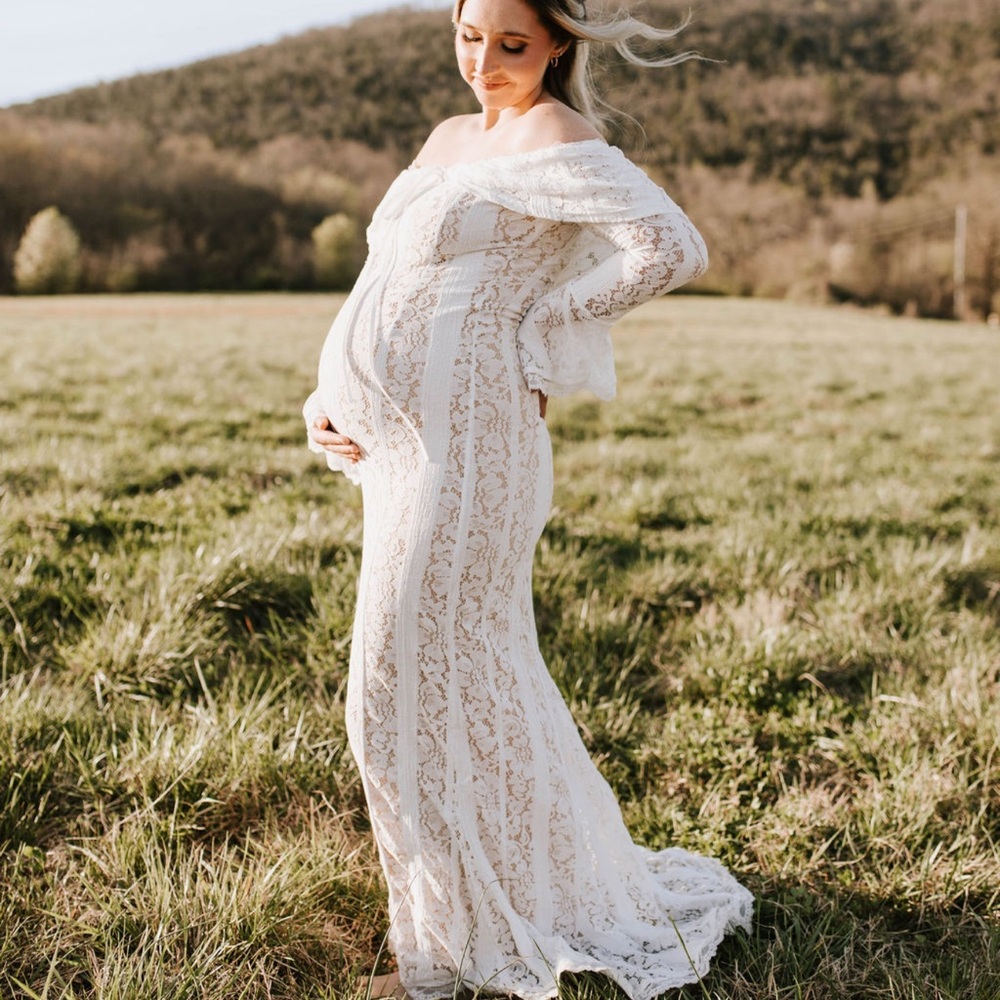 Medium white lace dress